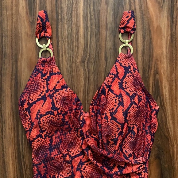 Michael Kors Persimmon Cruise swimsuit - Picture 8 of 15